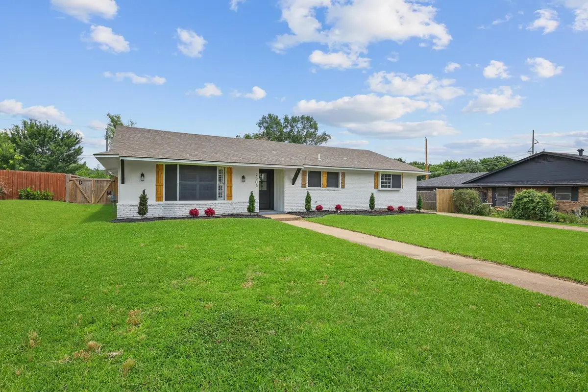 2505 Meadows Lane, Sherman, TX 75092 - #1