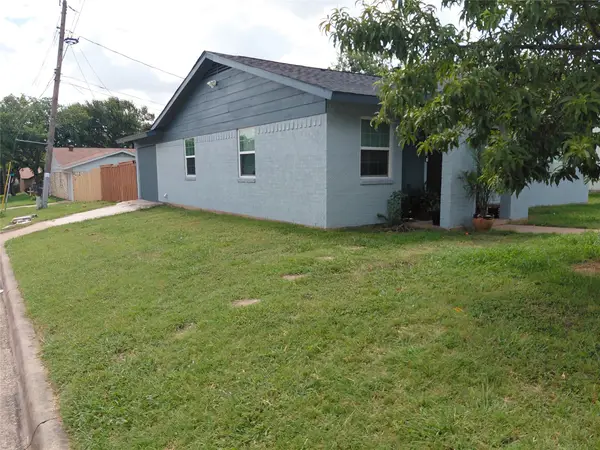 2418 Hardy Road, Grand Prairie, TX 75051
