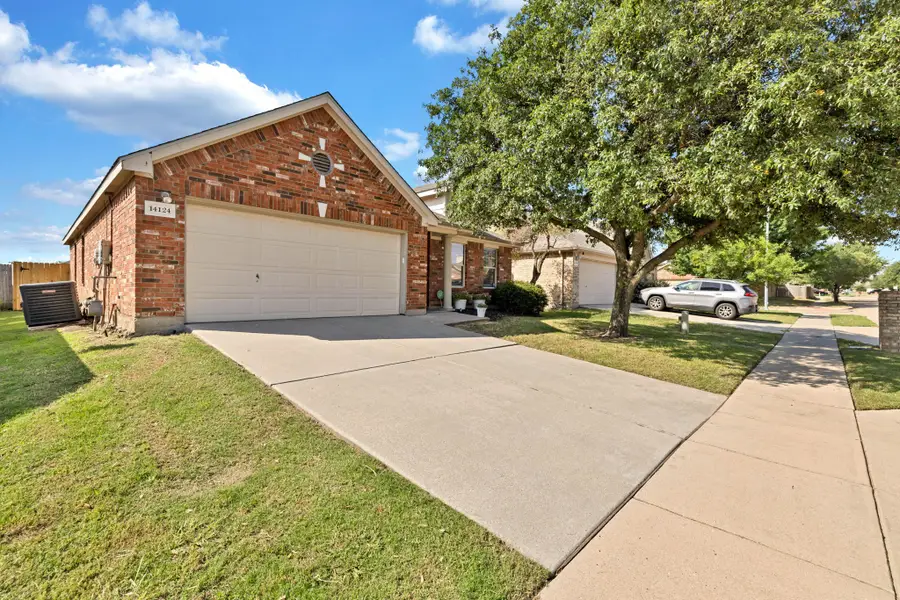 14124 Snaffle Bit Trail, Fort Worth, TX 76052 - #2