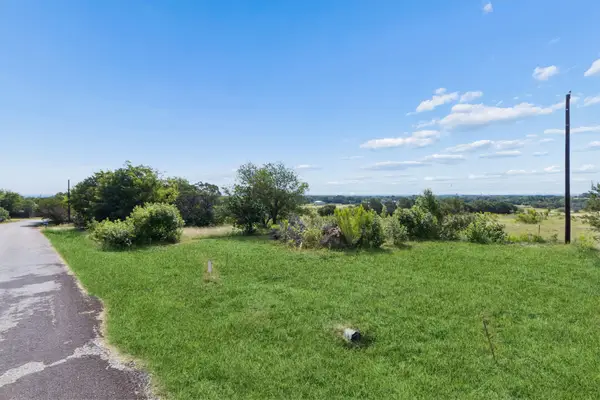 3413 Oak Hill Drive, Granbury, TX 76048