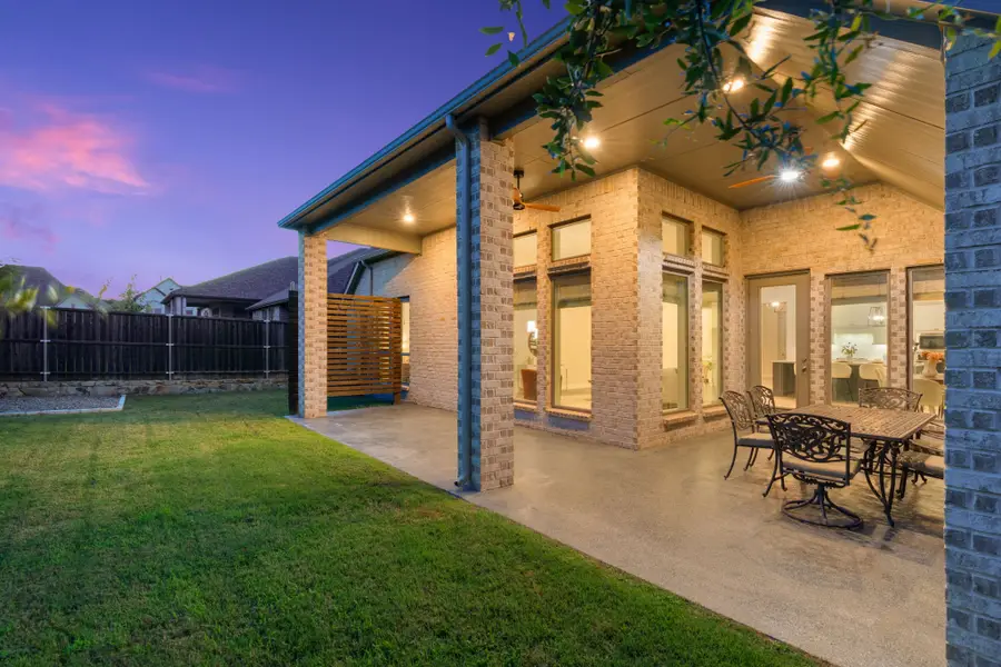 908 Quail Hollow Avenue, Denton, TX 76210 - #2