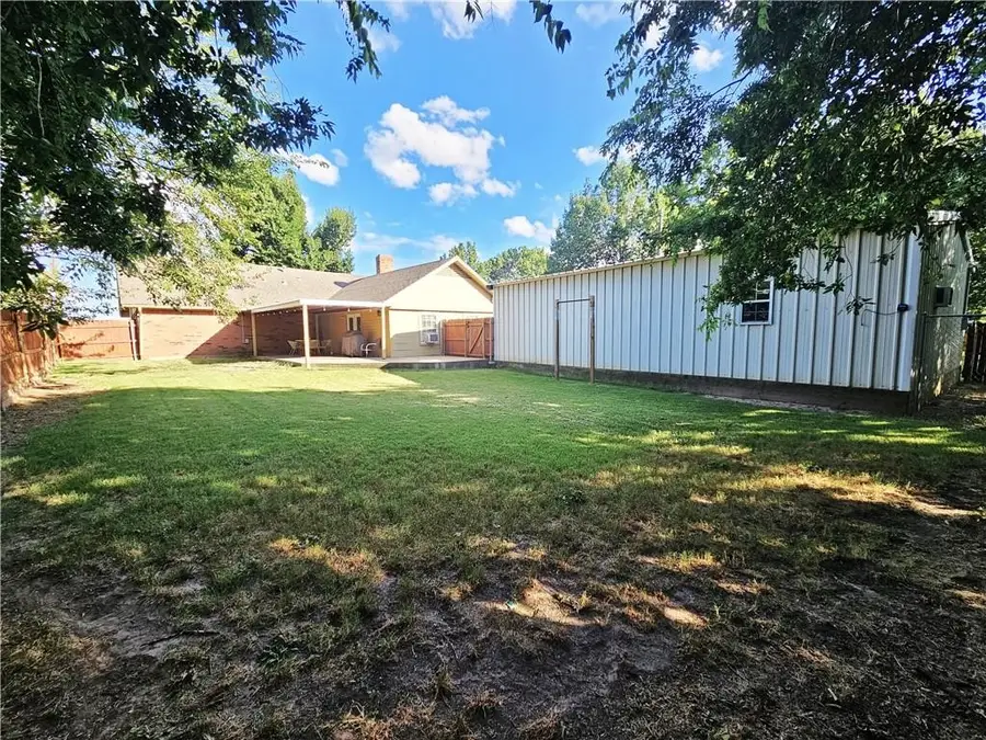 804 Crestline Drive, Mexia, TX 76667 - #3