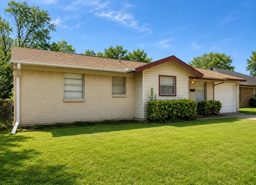 2912 Price Drive, Plano, TX 75074 - #3