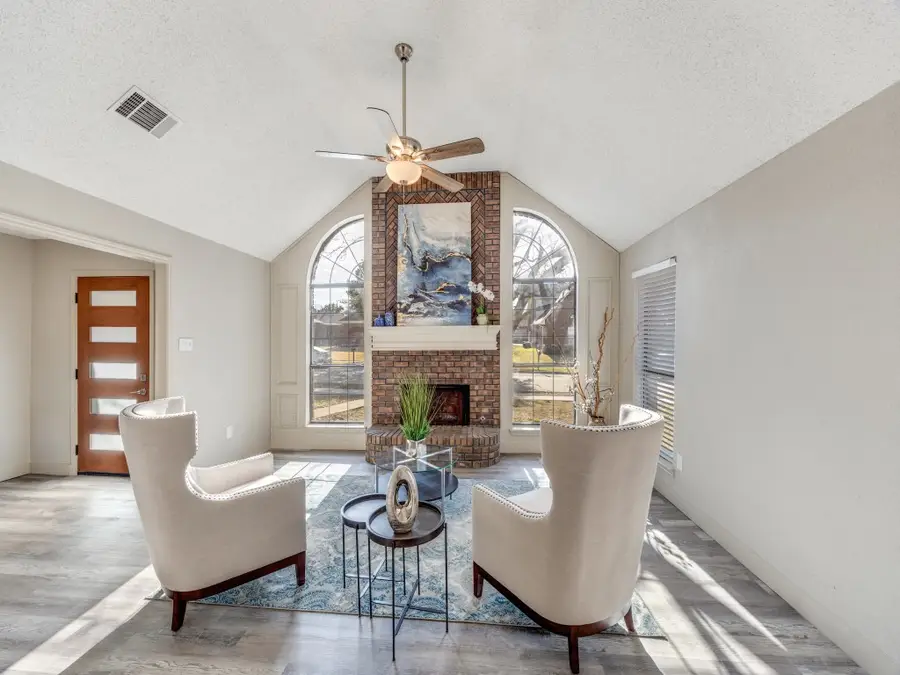1581 Glenmore Drive, Lewisville, TX 75077 - #3
