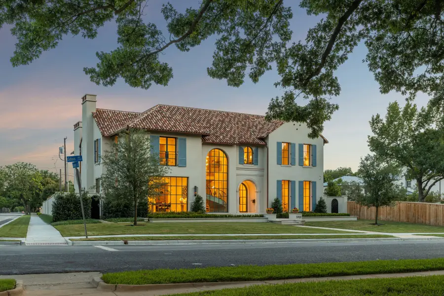 3701 Gillon Avenue, Highland Park, TX 75205 - #2