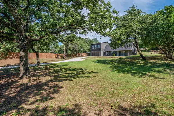 1416 Apache Court, Joshua, TX 76058