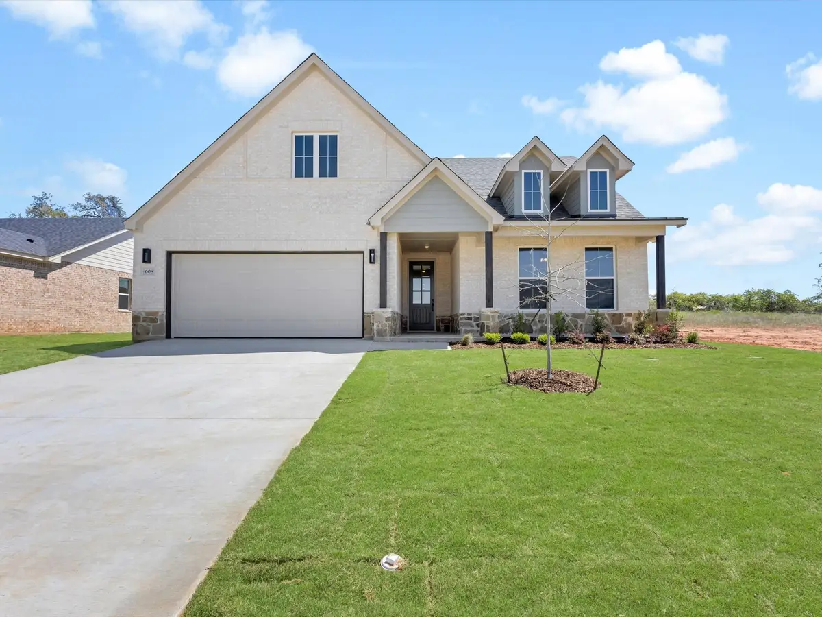 608 Jameson, Springtown, TX 76082 - #1