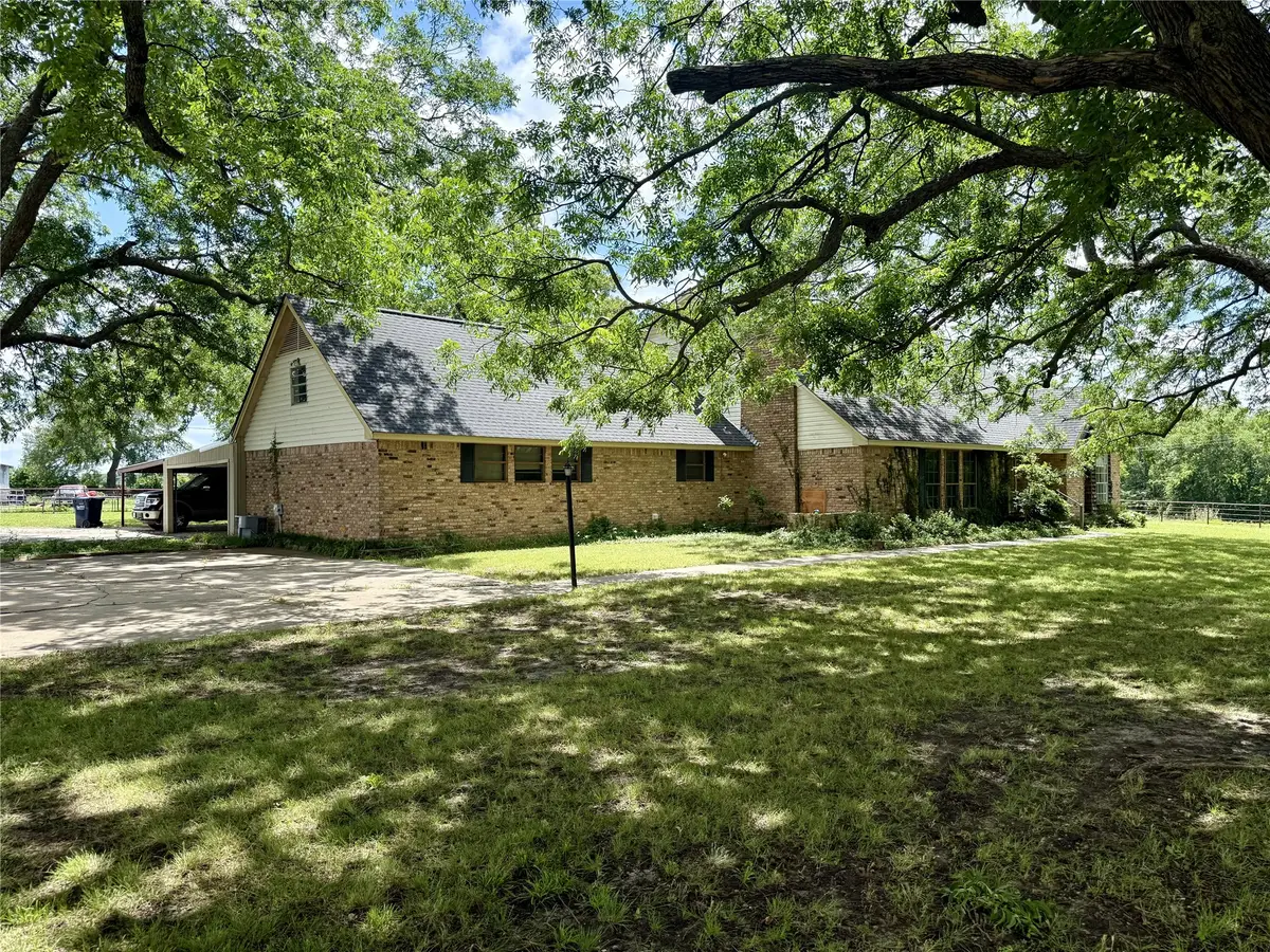 18048 Us-69, Whitewright, TX 75491 - #1
