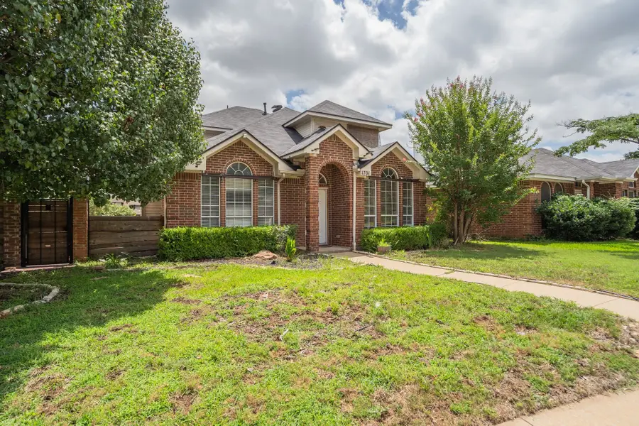 1701 Creekway Drive, Lewisville, TX 75067 - #2