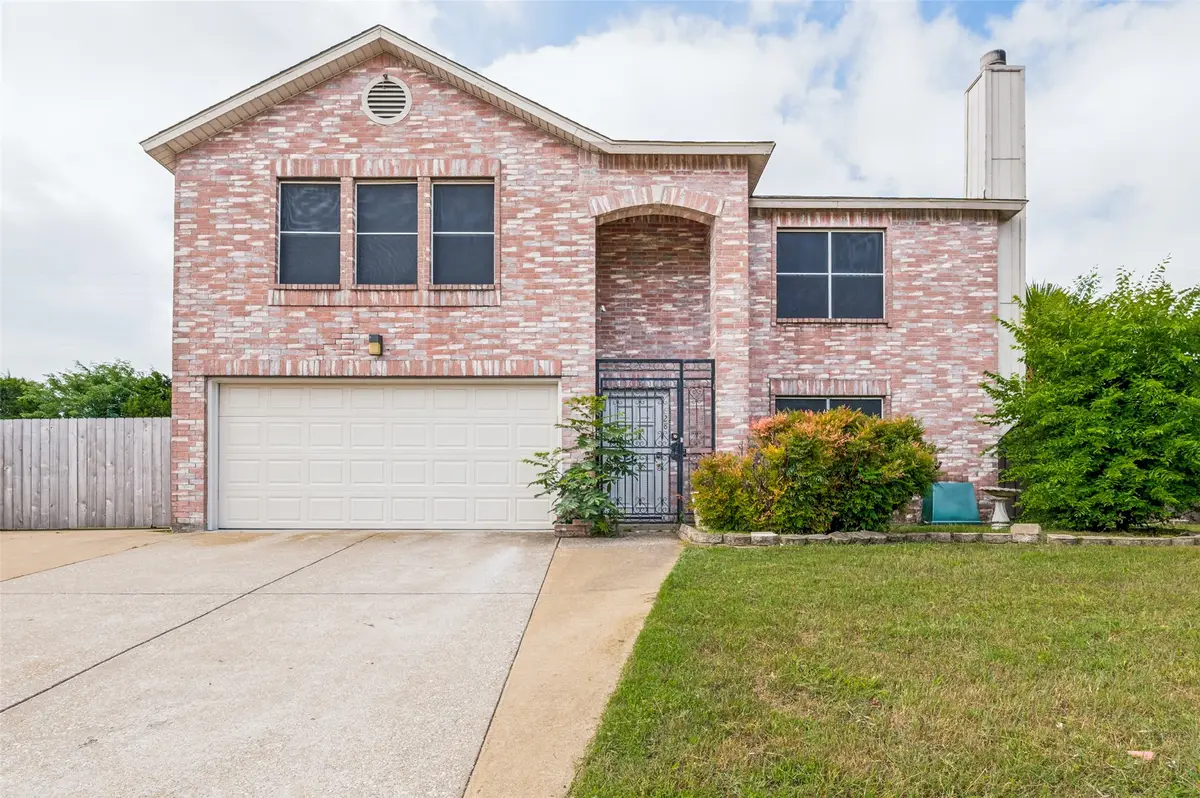 628 King Street, Cedar Hill, TX 75104 - #1