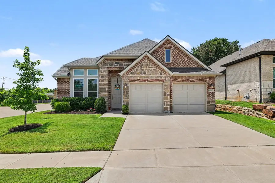 9320 Western Ridge Trail, North Richland Hills, TX 76182 - #2