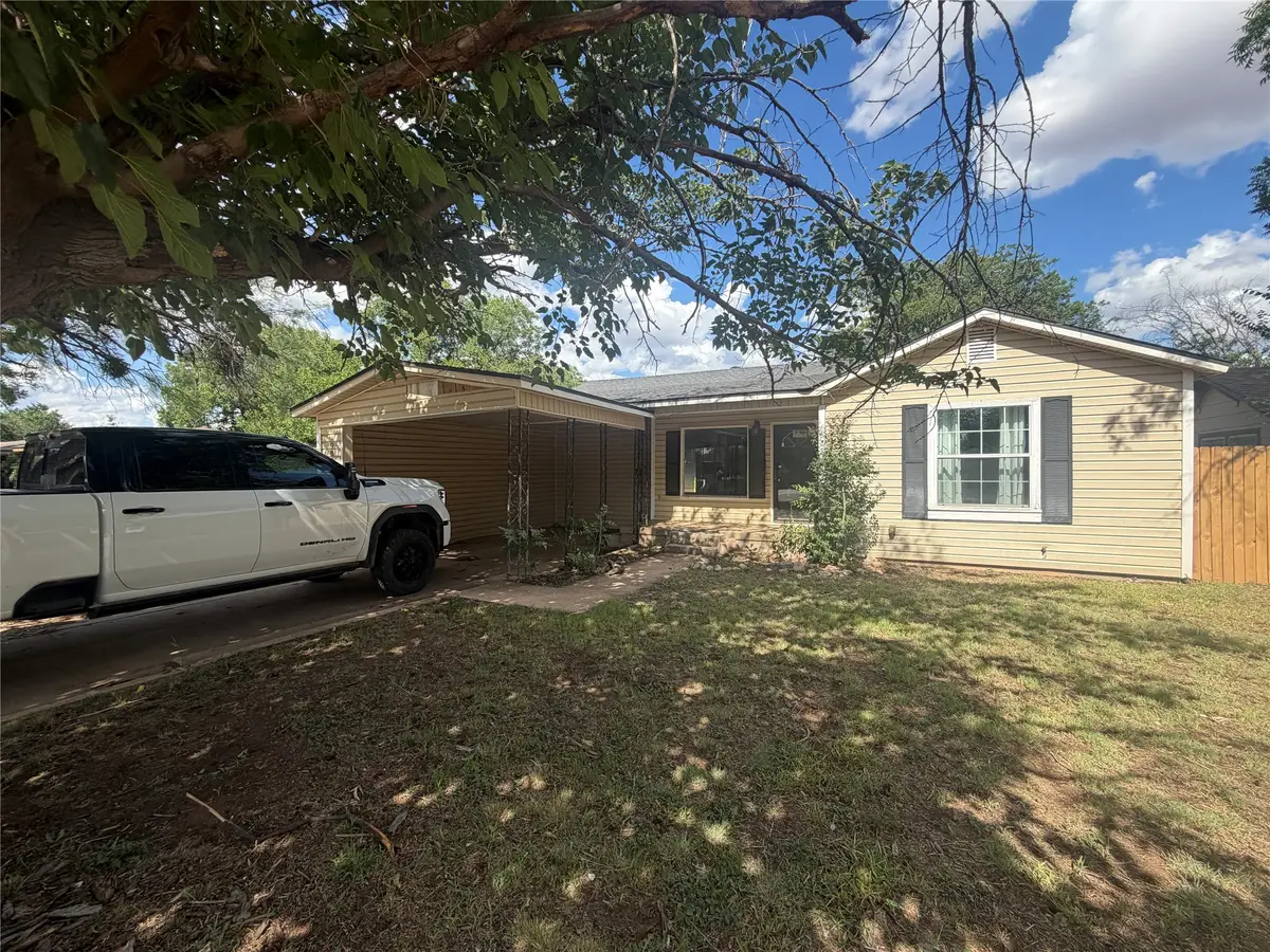 901 Ash, Merkel, TX 79536 - #1