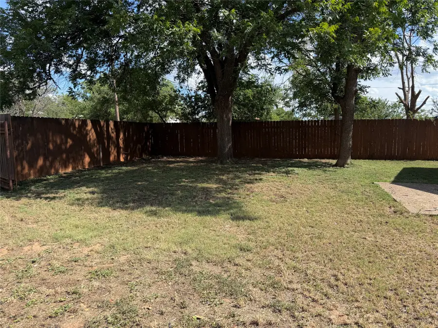901 Ash, Merkel, TX 79536 - #3