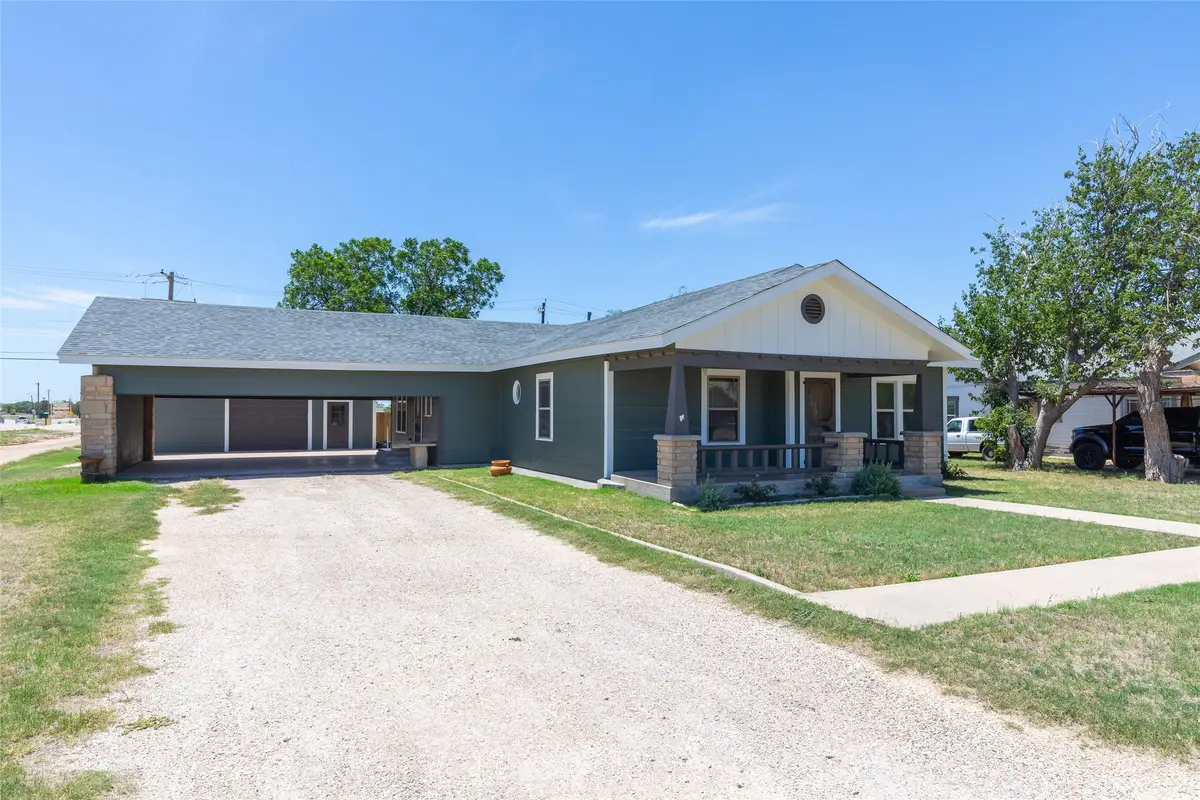 1532 Avenue Avenue N, Anson, TX 79501 - #1