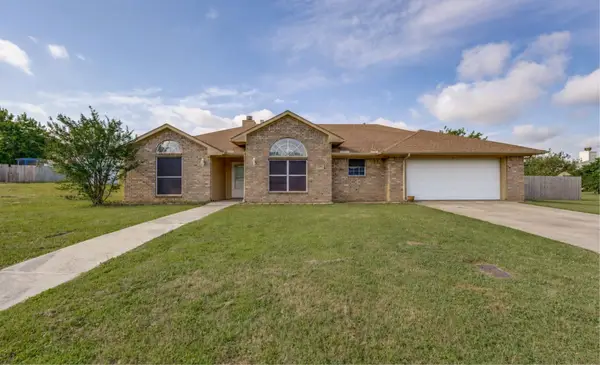 303 Bryant Street, Pottsboro, TX 75076