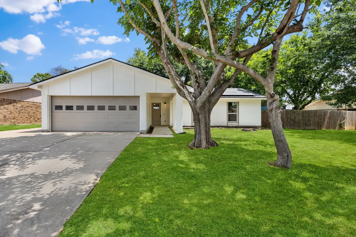 4629 Aspen Way, Haltom City, TX 76137 - #1