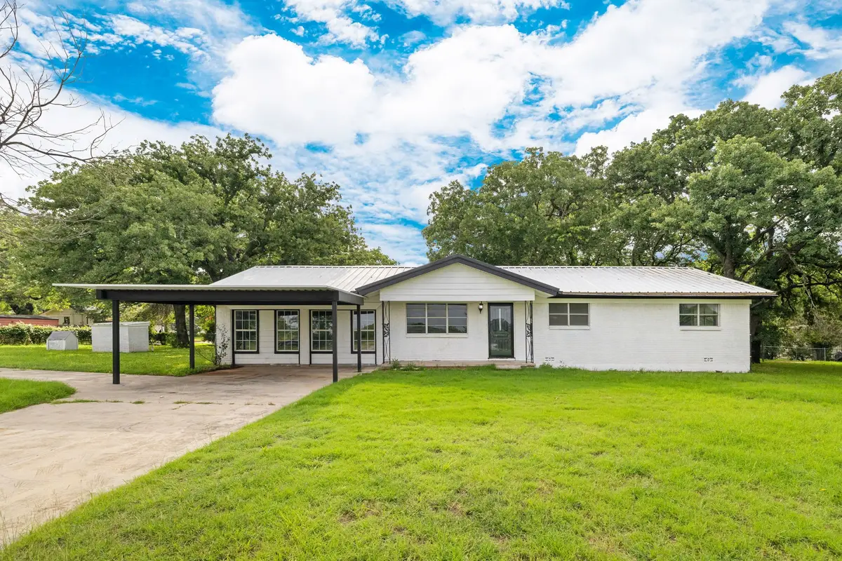 3301 S Murvil Street, Decatur, TX 76234 - #1