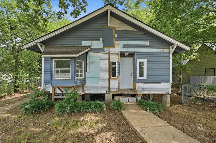 829 W Walker Street, Denison, TX 75020 - #3