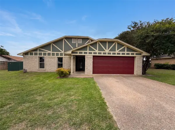 208 Dakota Drive, Hewitt, TX 76643
