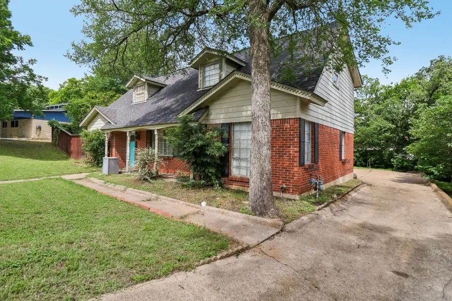820 N Bowen Road, Arlington, TX 76012 - #3