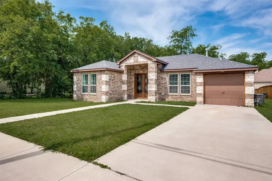343 N Morris Street, Gainesville, TX 76240 - #3