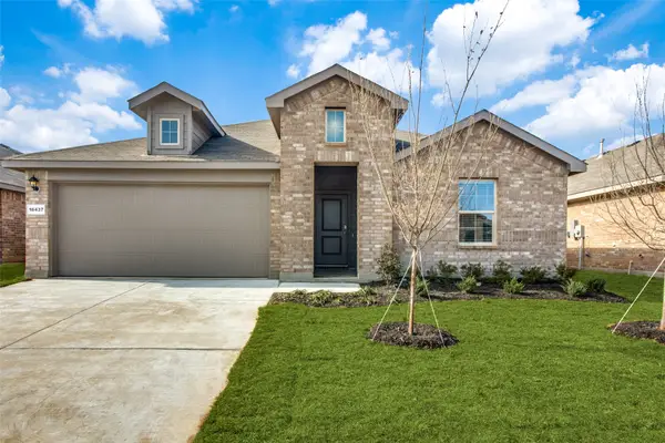 16437 Pembine Lane, Justin, TX 76247