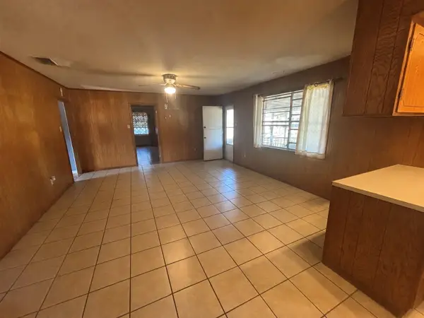 120 Juniper Drive, Palestine, TX 75803