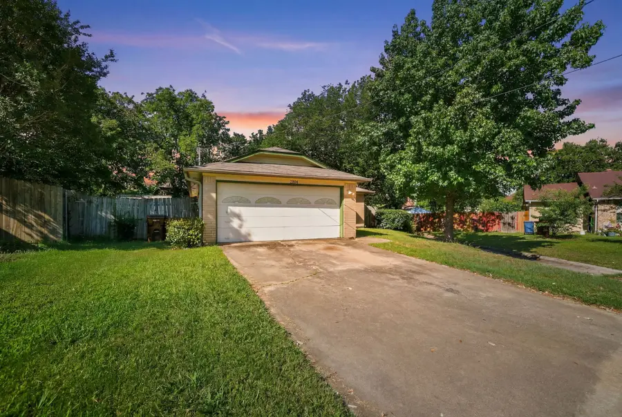 2804 Weston Drive, Denton, TX 76209 - #2