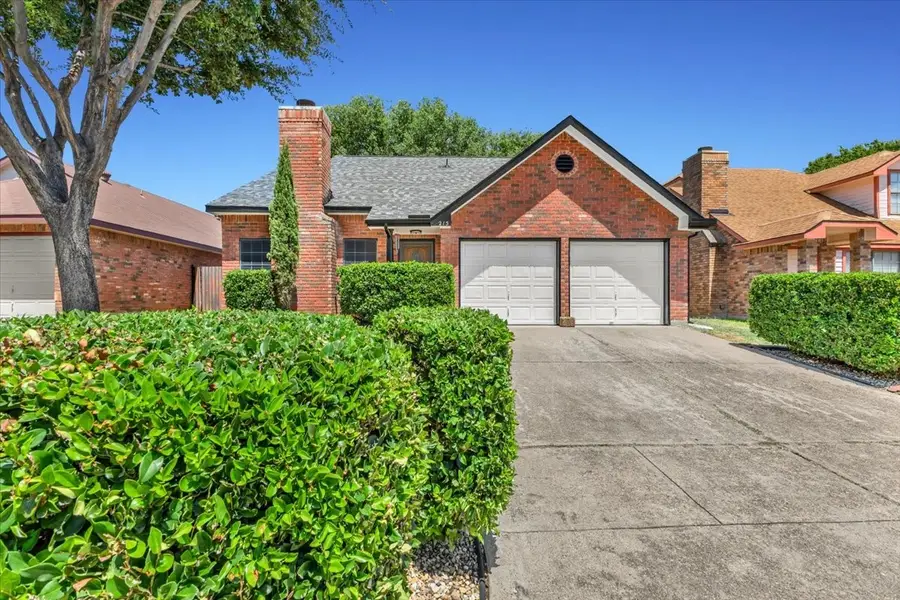 215 Ironbark Drive, Arlington, TX 76018 - #3