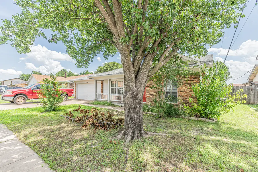 6504 Johnnie Street, Watauga, TX 76148 - #2