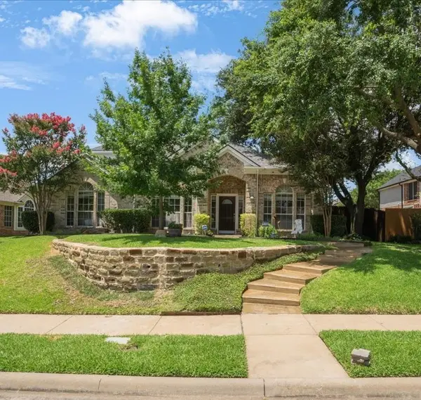 2413 Shorewood Court, Rowlett, TX 75088