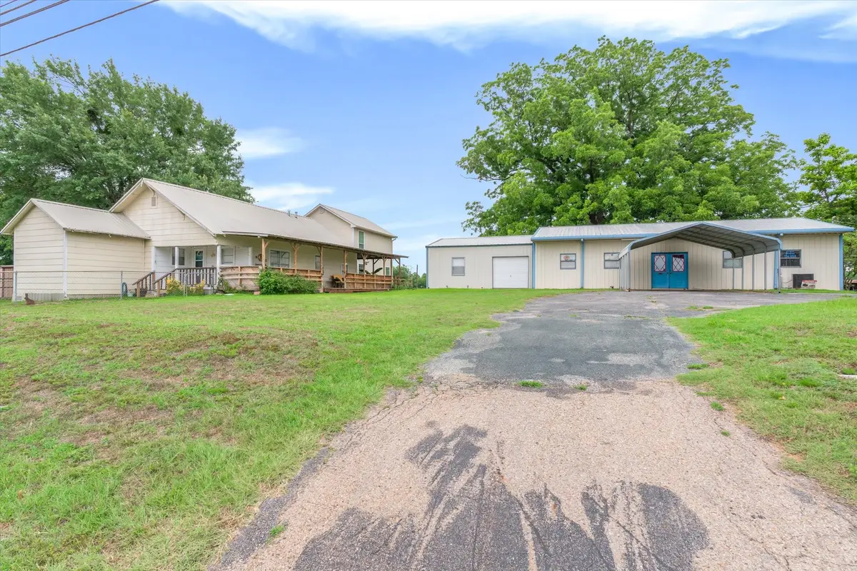 12125 N State Highway 110, Van, TX 75790 - #1