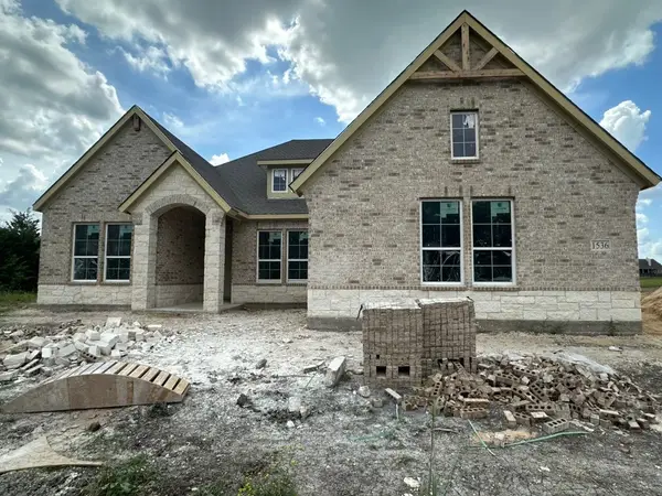 1536 County Road, Leonard, TX 75452