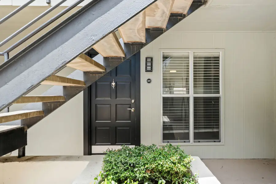 4211 Holland Avenue #105, Dallas, TX 75219 - #3