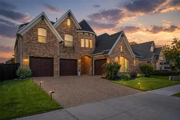 824 Marietta Lane, Aubrey, TX 76227