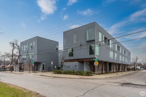 2303 Spencer Court, Dallas, TX 75208