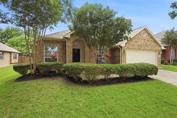 12117 Shadybrook Drive, Fort Worth, TX 76244
