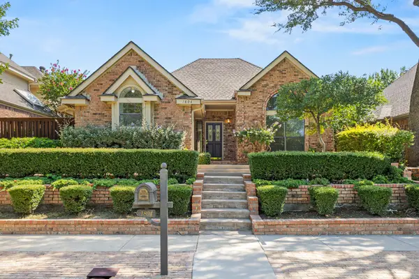 1804 Seminary Drive, Plano, TX 75075