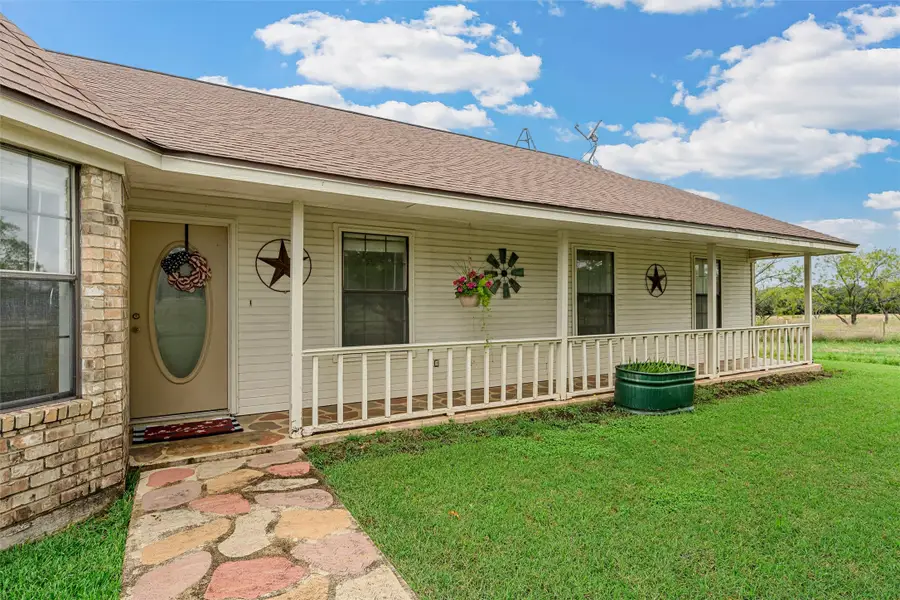 1777 Longhorn Parkway, Axtell, TX 76624 - #3