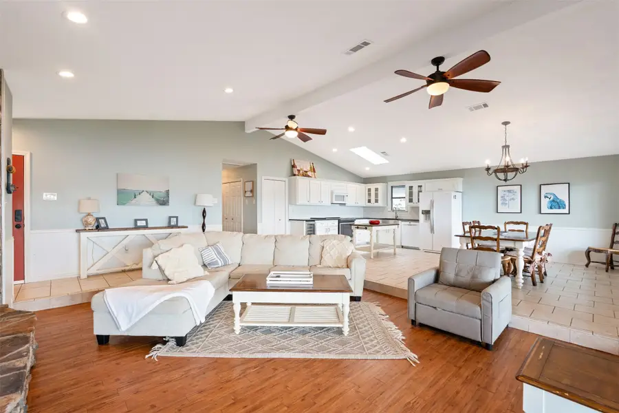 124 Harbor Drive, Gun Barrel City, TX 75156 - #2