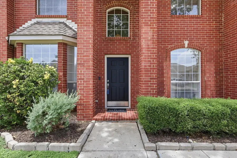 105 Dorsett Drive, Irving, TX 75063 - #2