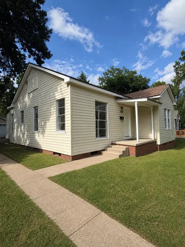 146 E College Street, Shreveport, LA 71104