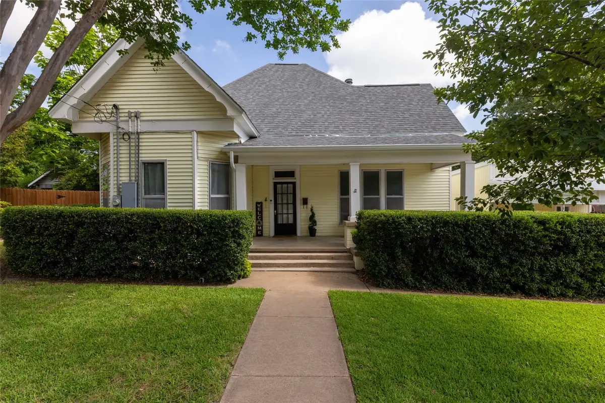412 W Josephine Street, Weatherford, TX 76086 - #1
