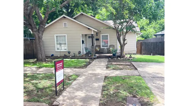 1801 Belle Place, Fort Worth, TX 76107