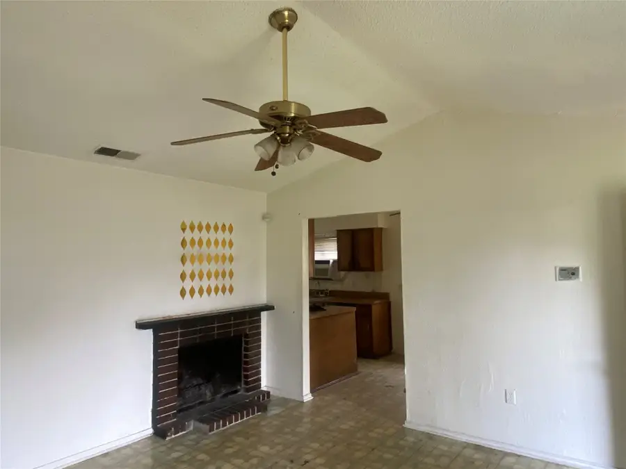 2666 Kellogg Avenue, Dallas, TX 75216 - #3