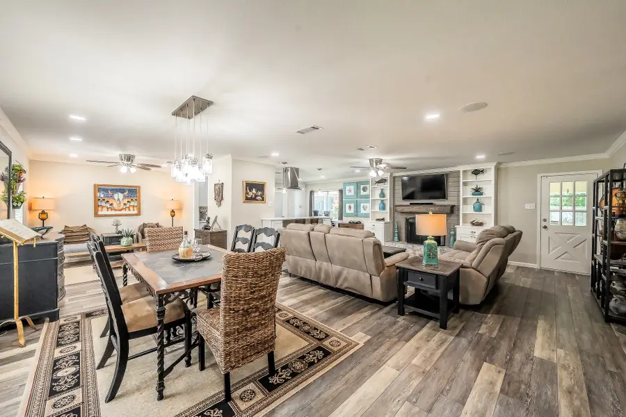 5004 Blackstone Drive, River Oaks, TX 76114 - #2
