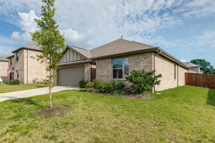 553 Meadow Run Drive, Van Alstyne, TX 75495 - #2