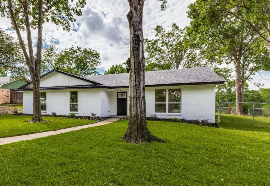 1701 Woodlawn Parkway, Mesquite, TX 75149 - #2