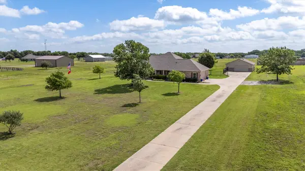 379 Fm 981, Leonard, TX 75452
