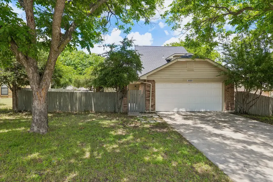1020 W Hills Terrace, Saginaw, TX 76179 - #2